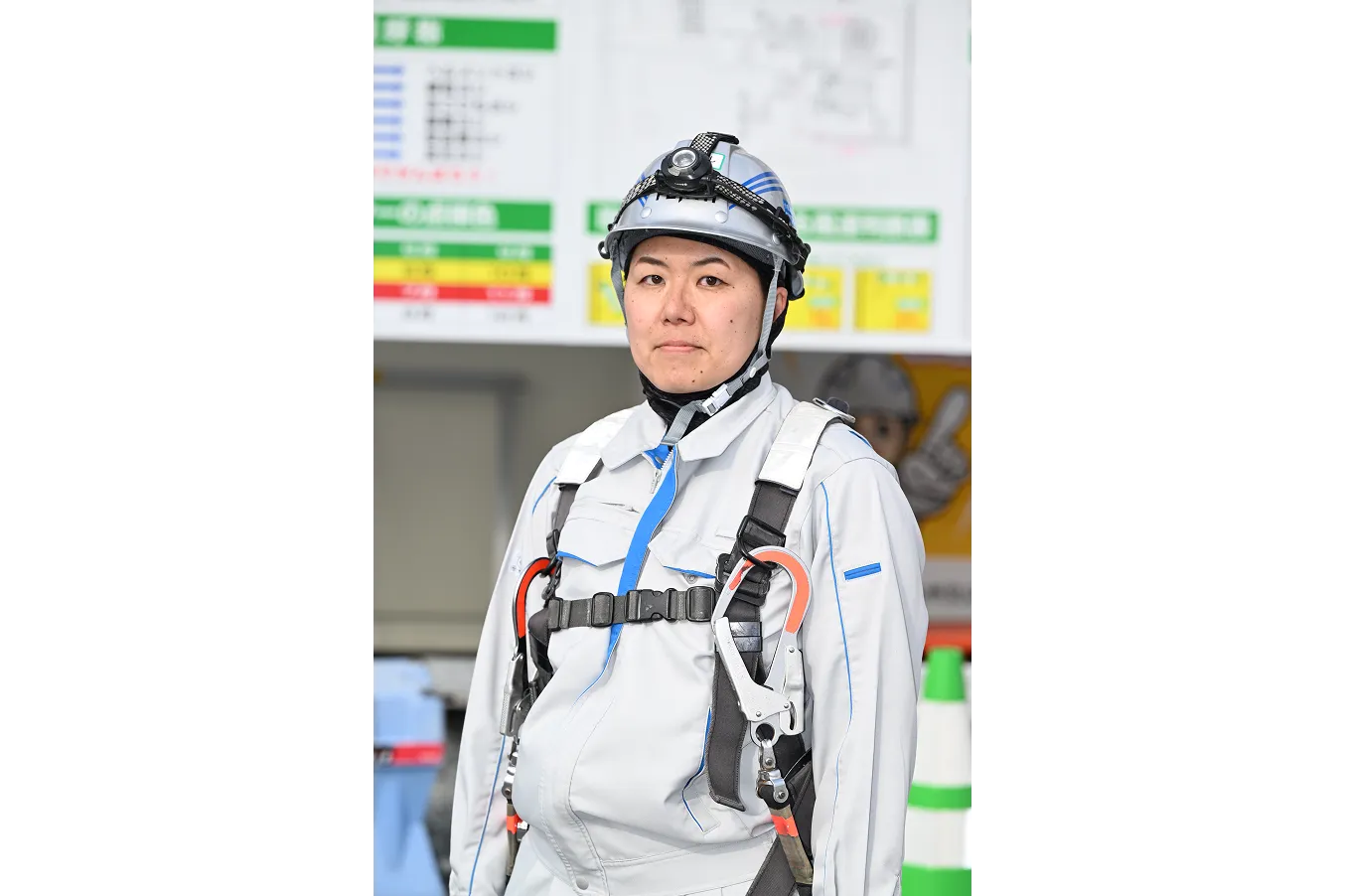 「建設現場で活躍する<br>かっこいいお母さんリーダー！」